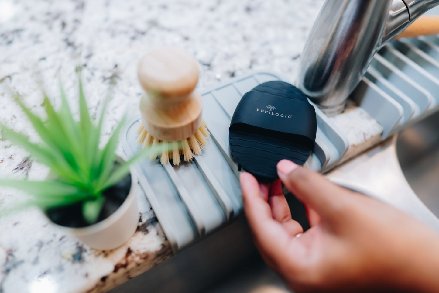 Effilogic Self-Draining Silicone Mat |  Medium